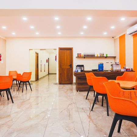 Super Townhouse Vikaspuri Hotel Delhi  Ngoại thất bức ảnh