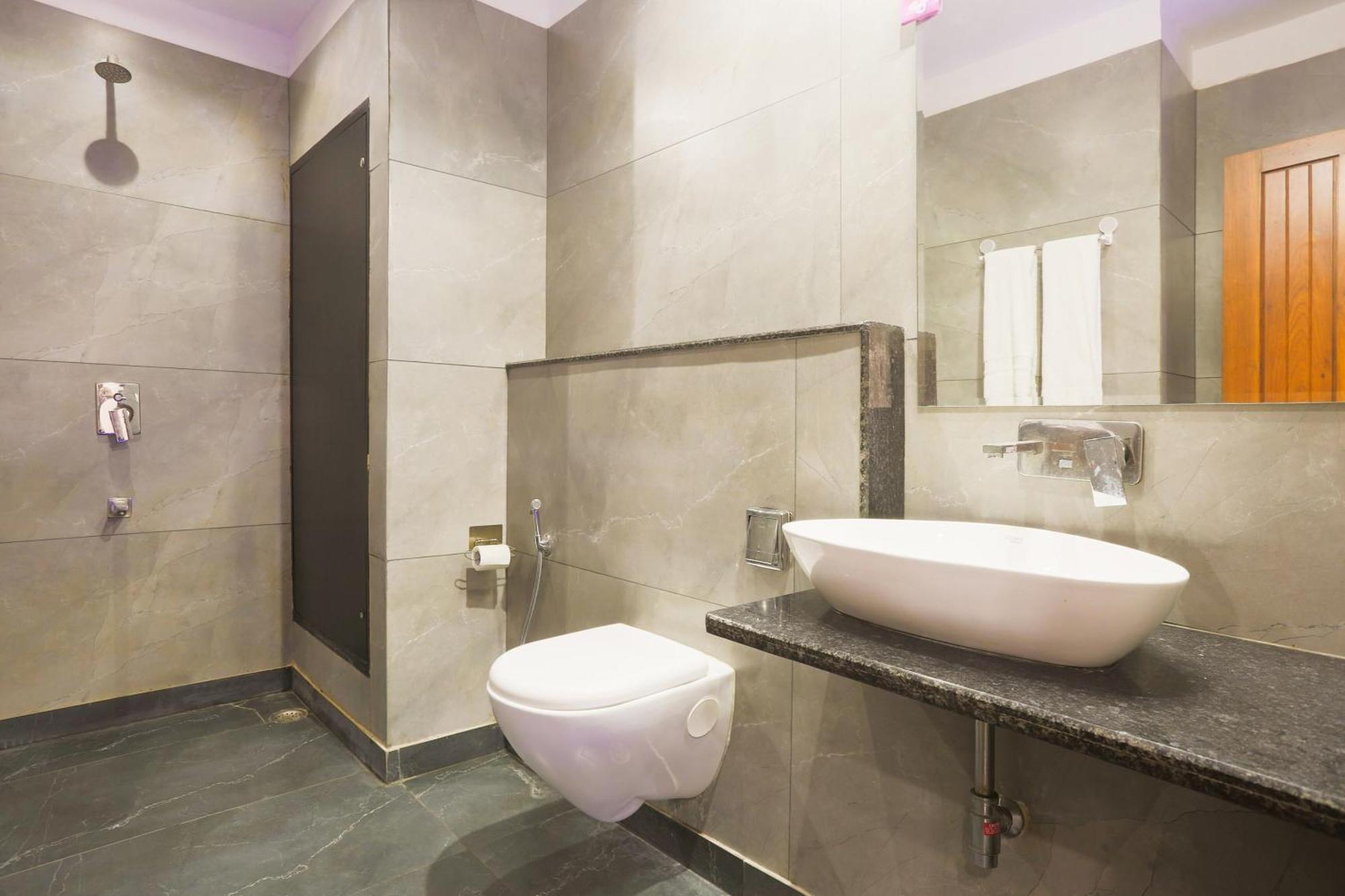 Super Townhouse Vikaspuri Hotel Delhi  Ngoại thất bức ảnh